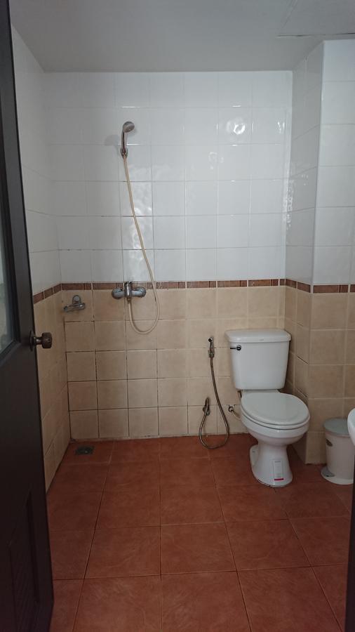 Happy Guest House Phuket Bagian luar foto